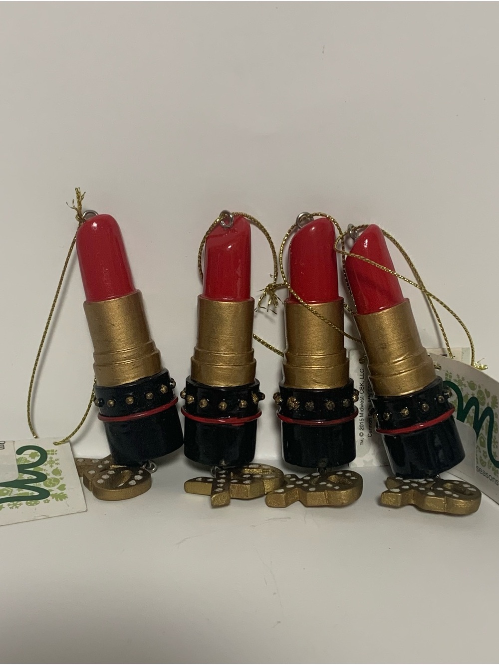 Red Lipstick Ornament 4